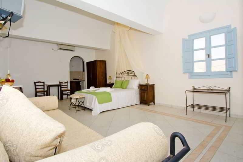 Jojo Beach Hotel & Bar Agios Georgios  Экстерьер фото